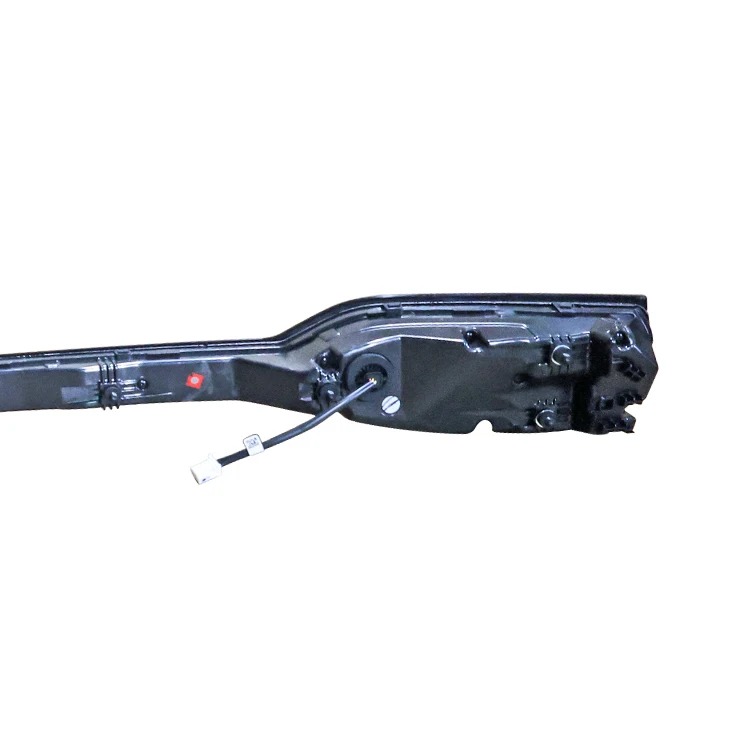 High Quality Auto Spare Parts Middle of Rear Taillight OE 13856259-00 for BYD Song Plus